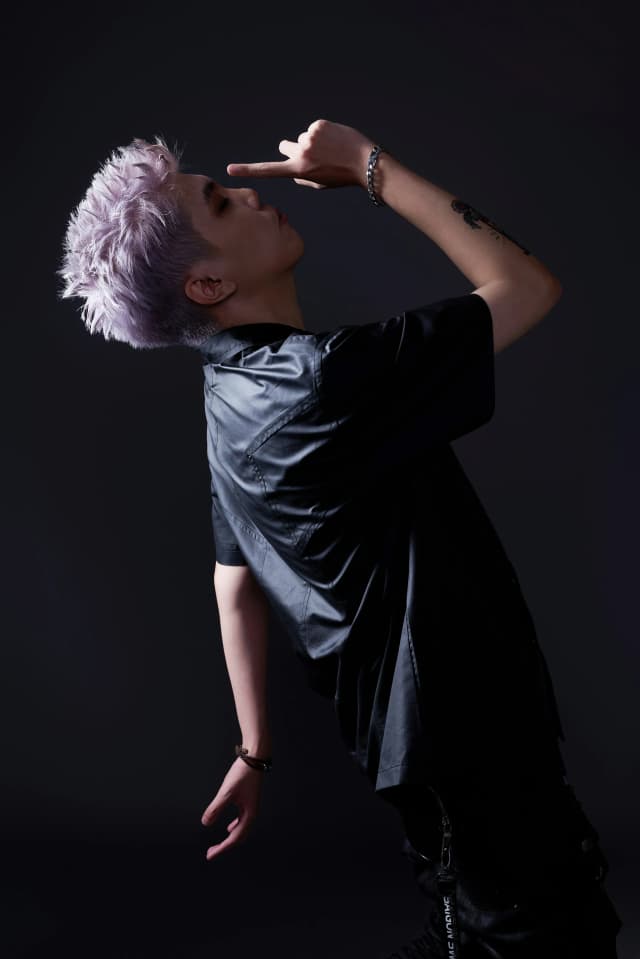 Structured Silhouettes